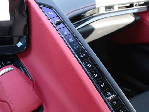 Used 2025 Chevrolet Corvette Z06 image 20