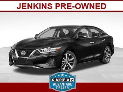 Used 2023 Nissan Maxima SV w/ Floor Mat Group