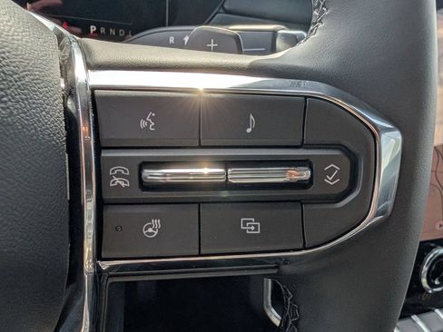 New 2026 GMC Acadia Elevation w/ Elevation Premium Package AWD/4WD image 19