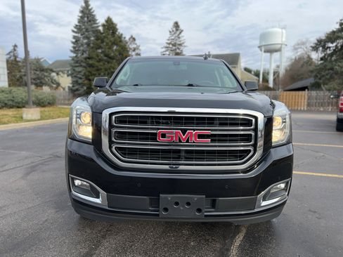 Used 2017 GMC Yukon SLE w/ SLE Value Package image 14