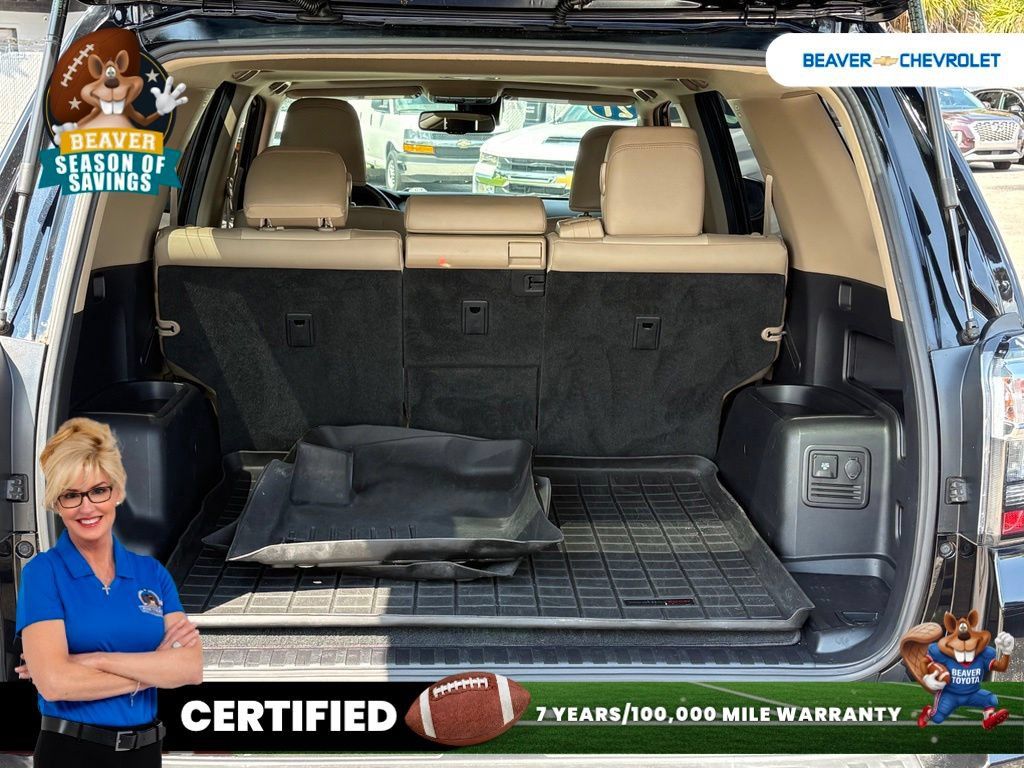 Used 2021 Toyota 4Runner SR5 Premium w/ Moonroof Package AWD/4WD image 10