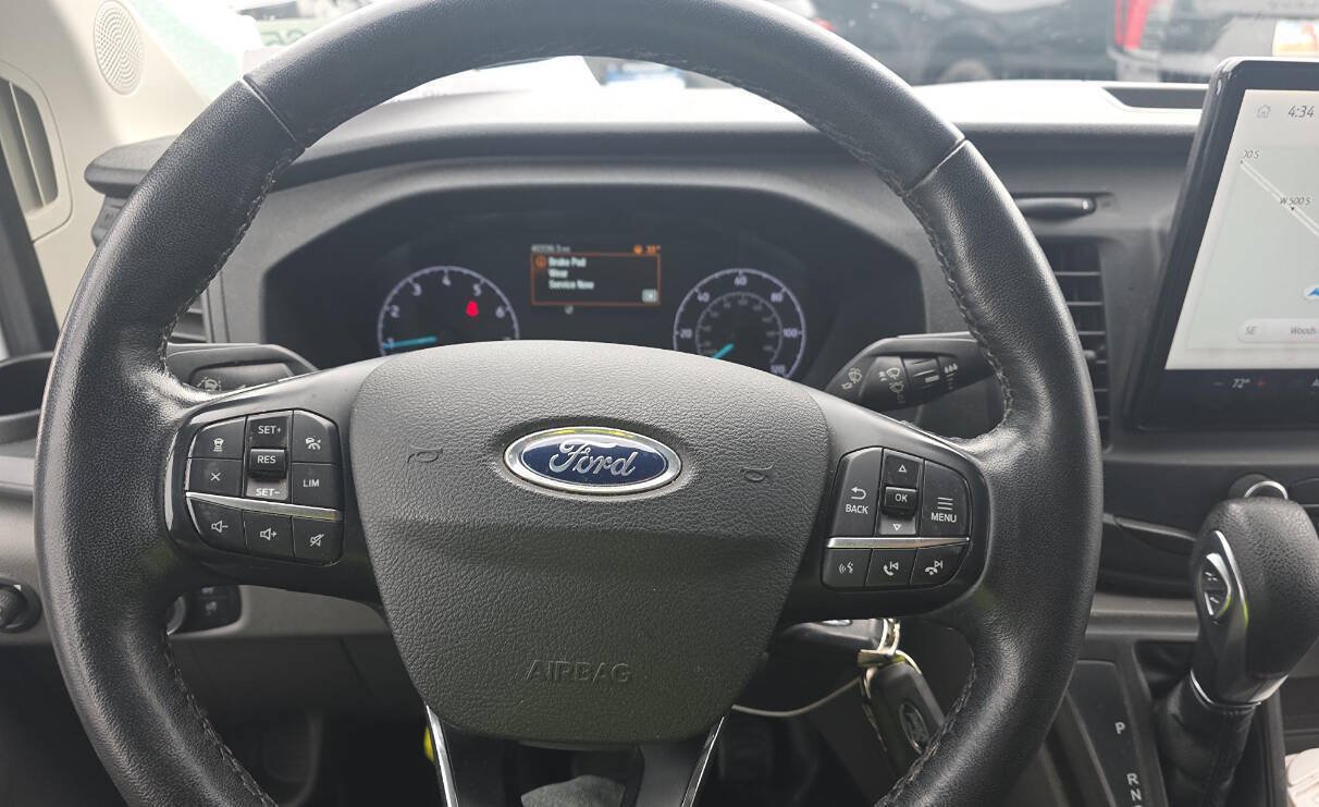 Used 2023 Ford Transit 250 Low Roof AWD image 11