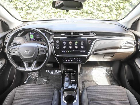 Used 2023 Chevrolet Bolt EUV LT w/ Comfort Package FWD image 12