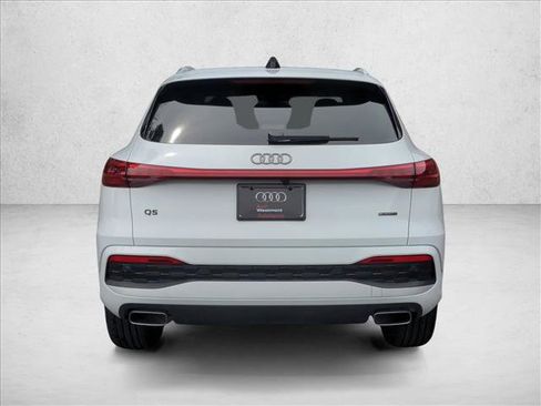Used 2025 Audi Q5 Premium Plus w/ Premium Plus image 6