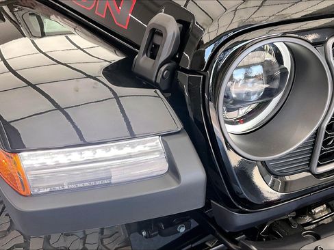 New 2026 Jeep Wrangler Unlimited Rubicon AWD/4WD image 15