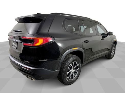 New 2026 GMC Acadia AT4 w/ LPO, Floor Liner Package AWD/4WD image 9