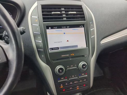 Used 2019 Lincoln MKC Select w/ Select Plus Package image 17