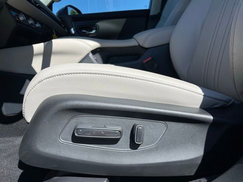 New 2026 Honda HR-V EX-L image 25