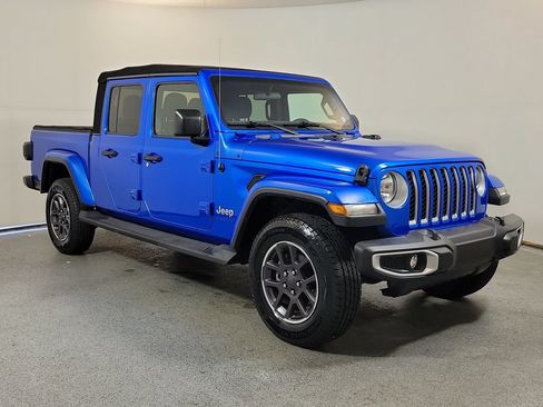 Used 2021 Jeep Gladiator Overland w/ Safety Group AWD/4WD image 1