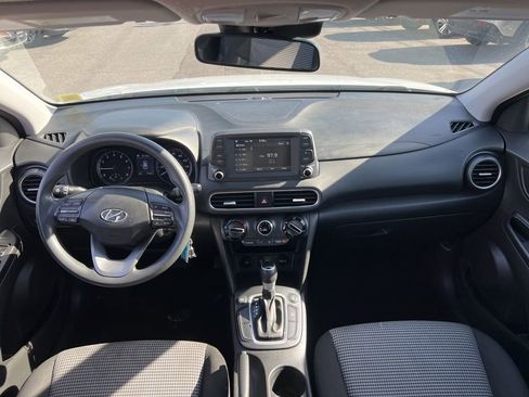 Used 2021 Hyundai Kona SE AWD/4WD image 17