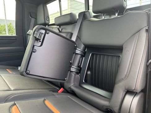 New 2026 GMC Sierra 2500 AT4 w/ AT4 Premium Plus Package AWD/4WD image 43