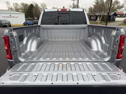Used 2025 RAM 1500 Laramie image 12