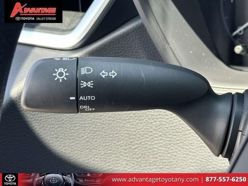 Certified 2025 Toyota Corolla LE FWD image 25