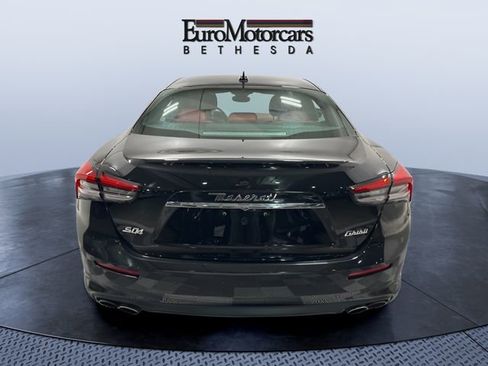 Used 2021 Maserati Ghibli S Q4 AWD/4WD image 4