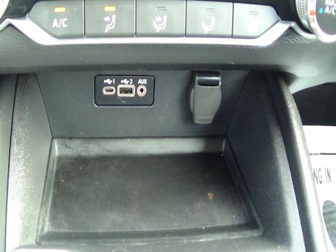 Used 2025 Nissan Altima 2.5 SV FWD image 29