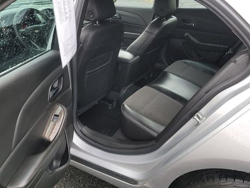Used 2015 Chevrolet Malibu LT FWD image 24