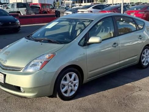 Used 2008 Toyota Prius FWD image 2