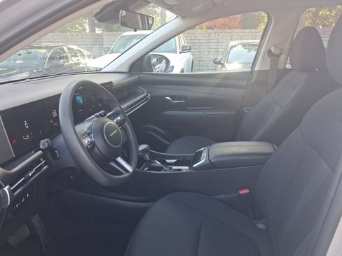 Used 2025 Hyundai Tucson SEL AWD/4WD image 4