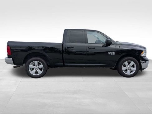 Used 2024 RAM 1500 Classic SLT AWD/4WD image 3