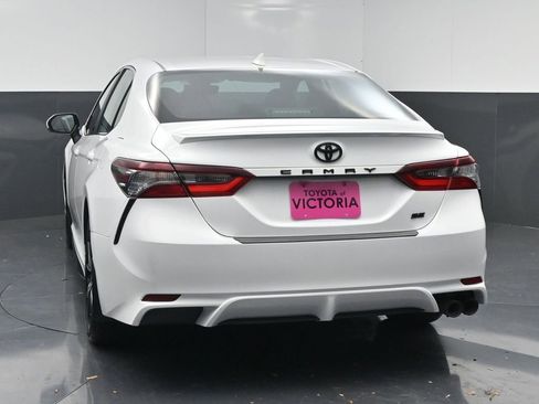 Used 2024 Toyota Camry SE FWD image 14
