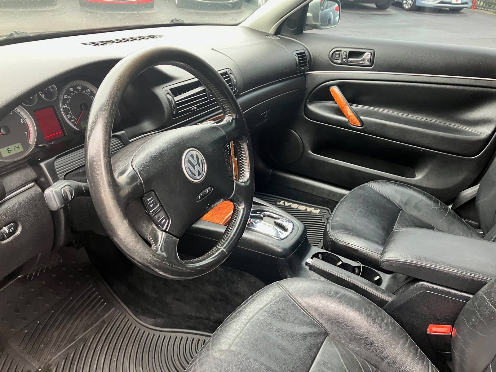 Used 2003 Volkswagen Passat W8 AWD/4WD image 26