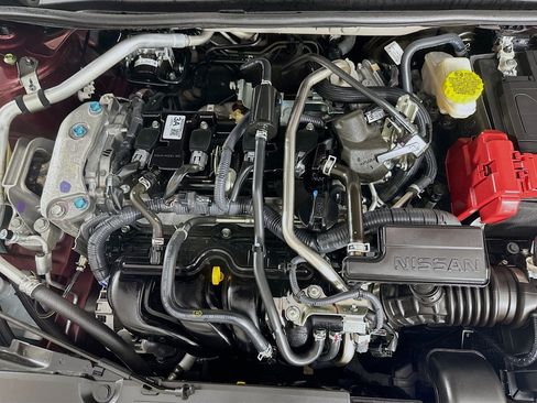 Used 2024 Nissan Sentra SV FWD image 31