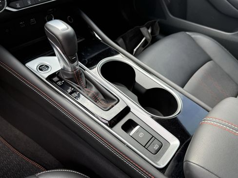 Used 2024 Nissan Altima 2.0 SR image 25