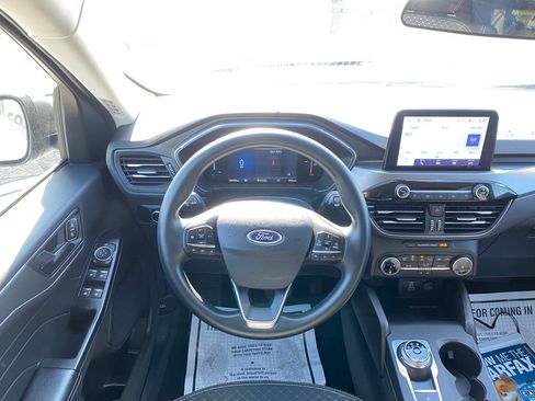 Used 2025 Ford Escape Active image 19