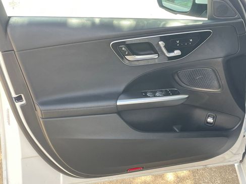 Used 2024 Mercedes-Benz C 300 4MATIC Sedan image 20