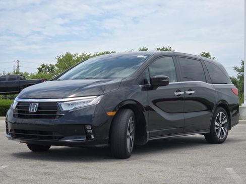 Used 2024 Honda Odyssey Touring image 16