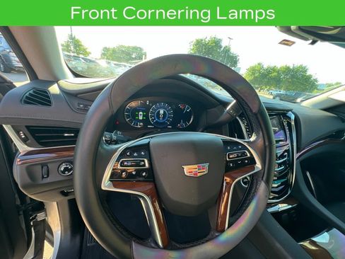 Certified 2020 Cadillac Escalade ESV Premium Luxury w/ LPO, Radiant Package AWD/4WD image 17