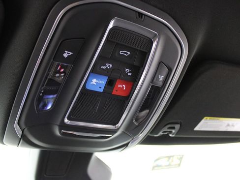 Used 2022 Jeep Wagoneer Series II image 33