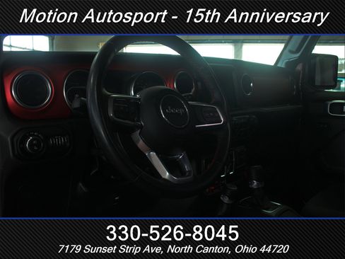 Used 2022 Jeep Gladiator Rubicon w/ Cold Weather Group image 16