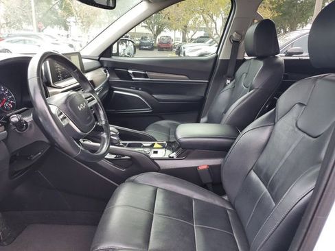 Used 2022 Kia Telluride SX w/ Nightfall Edition Package image 16