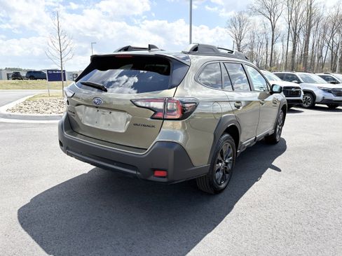 Certified 2025 Subaru Outback Onyx Edition AWD/4WD image 9