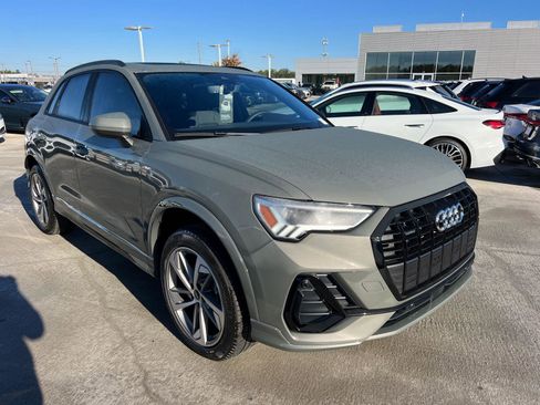 New 2025 Audi Q3 2.0T Premium image 3