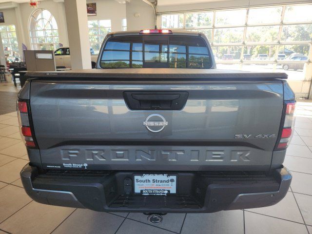 Used 2022 Nissan Frontier SV w/ SV Premium Package AWD/4WD image 11