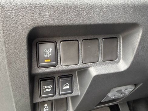 Used 2026 Nissan Frontier S AWD/4WD image 16