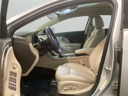 Used 2016 Buick LaCrosse Leather FWD image 10