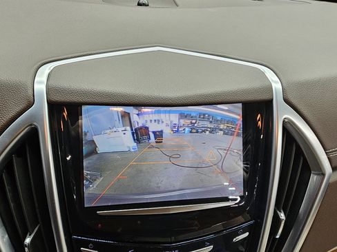 Used 2015 Cadillac SRX Luxury w/ Driver Awareness Package image 32