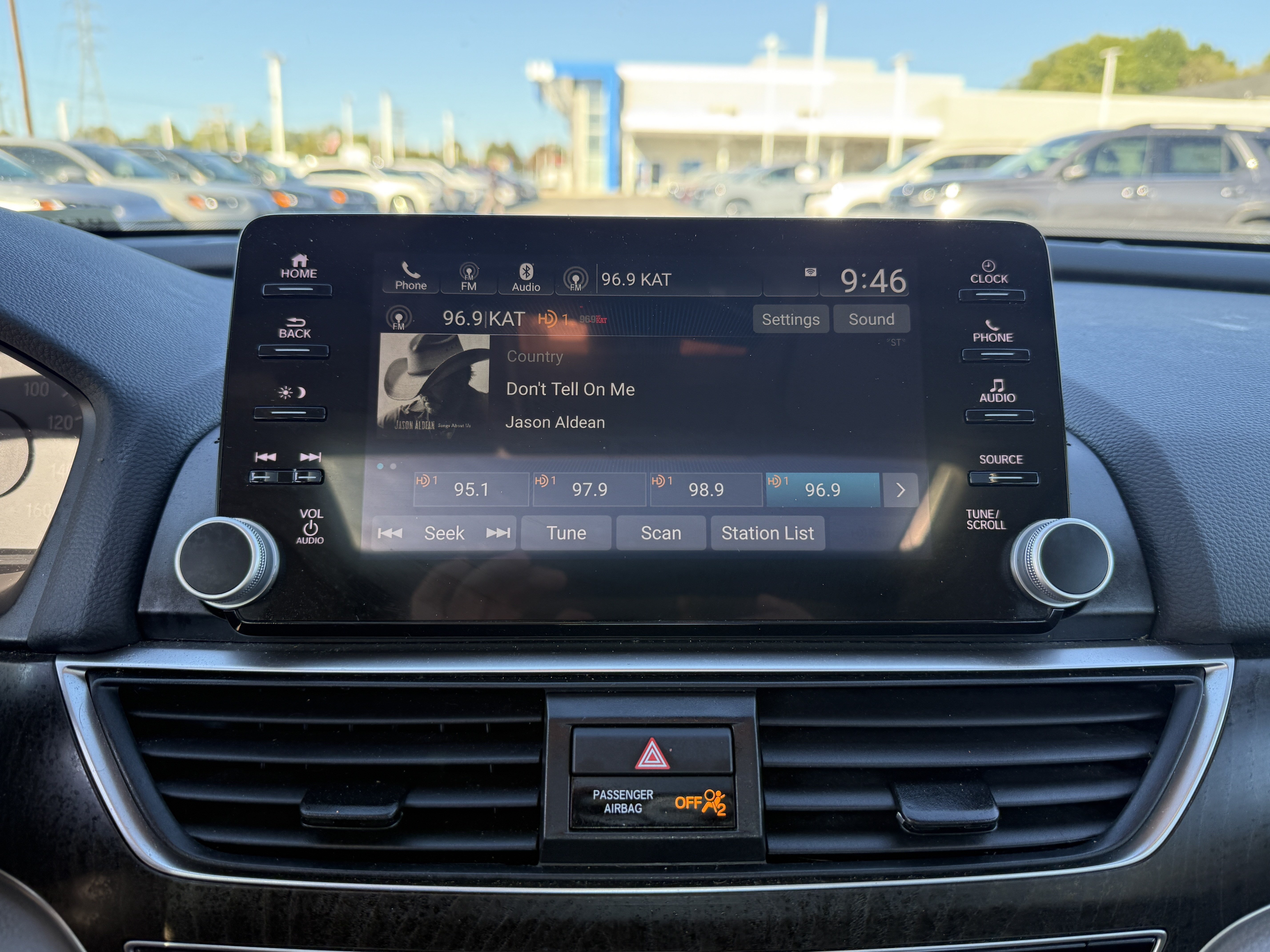 Used 2021 Honda Accord EX-L image 12