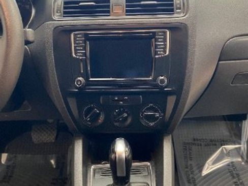 Used 2016 Volkswagen Jetta S FWD image 18