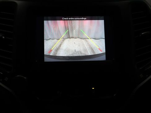 Used 2021 Jeep Cherokee Latitude Lux image 27