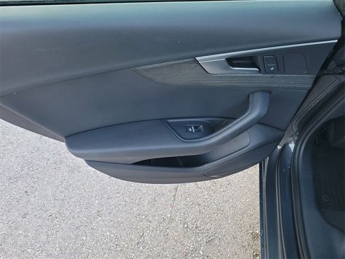 Used 2017 Audi A4 2.0T Premium w/ Convenience Package image 11