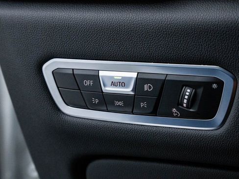 Used 2023 BMW X5 M50i w/ Executive Package image 25