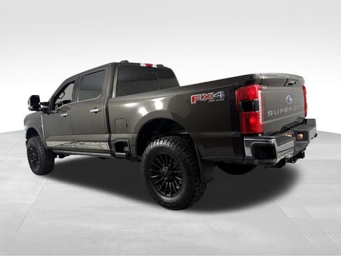 Used 2024 Ford F250 Lariat w/ Lariat Ultimate Package AWD/4WD image 9
