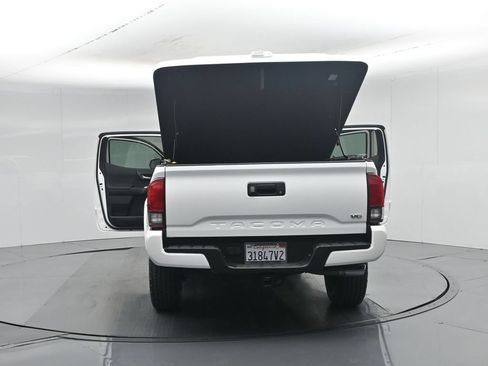 Used 2019 Toyota Tacoma TRD Sport RWD image 35