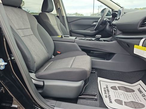New 2026 Nissan Rogue SV FWD image 13