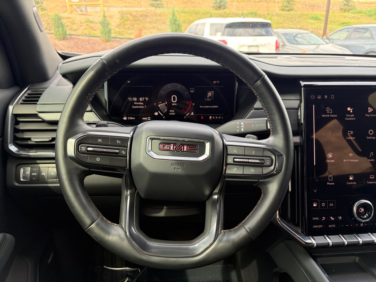 Used 2024 GMC Acadia AT4 w/ Luxury Package AWD/4WD image 9