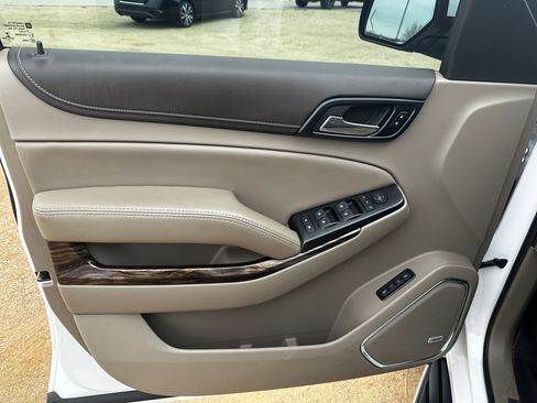 Used 2018 GMC Yukon SLT w/ Open Road Package image 15